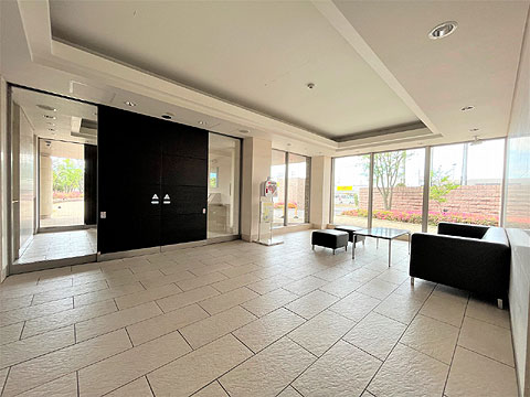 エントランス　エントランス