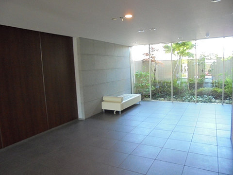 エントランス　エントランス