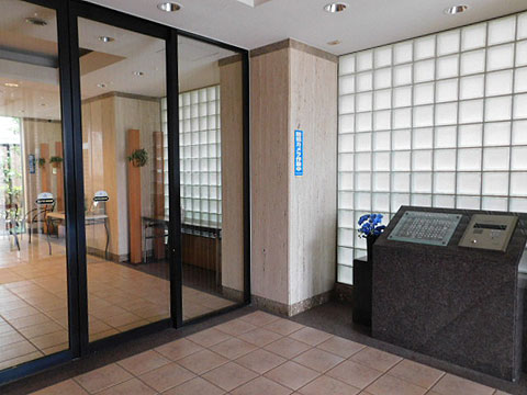 エントランス　風除室