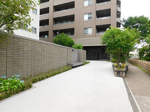 エントランス　エントランスアプローチ