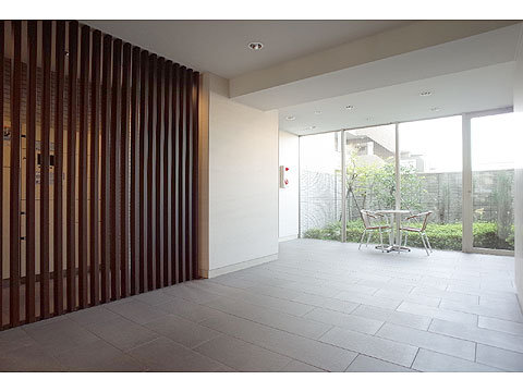 エントランス　エントランス内観