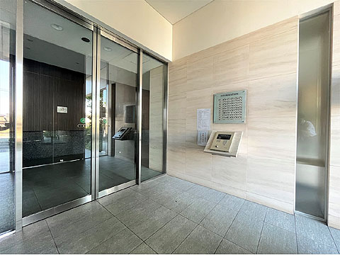 エントランス エントランス