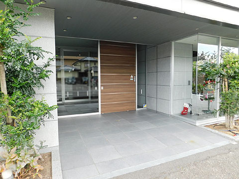 エントランス エントランス