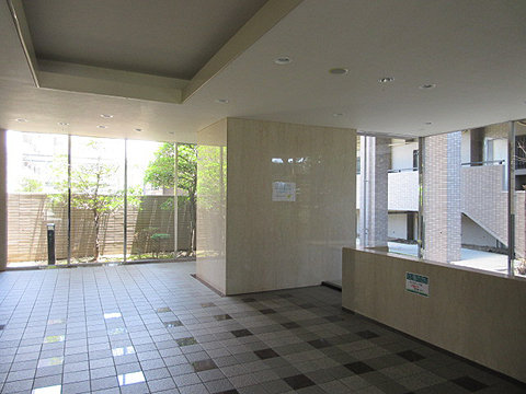 現地外観写真 ロビー