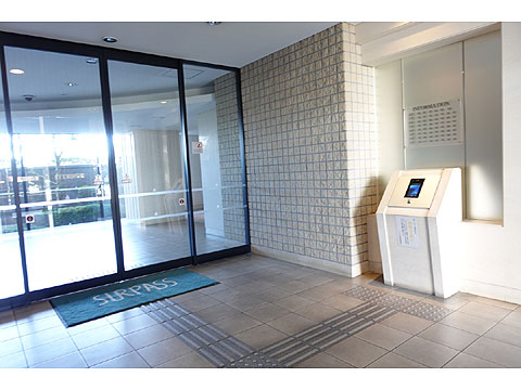 エントランス　オートロック