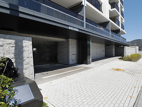 エントランス エントランス