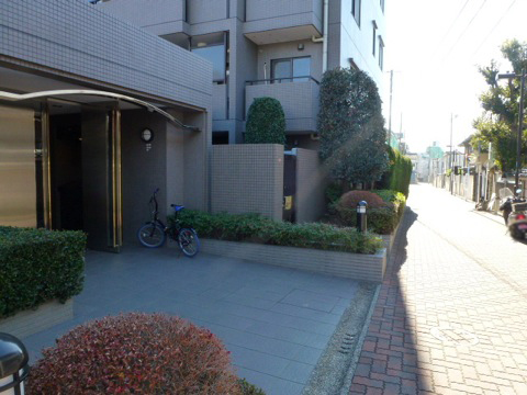 その他共用部 エントランス2