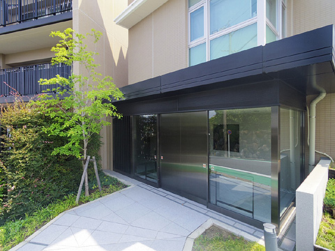 エントランス サブエントランス