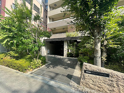 現地外観写真 エントランス外観1