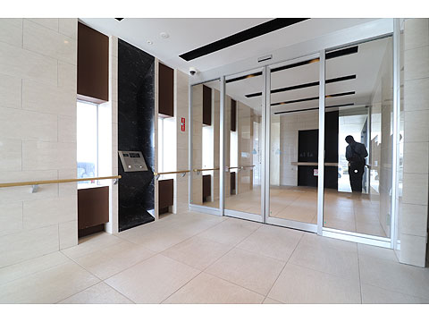 その他共用部 風除室・オートロック