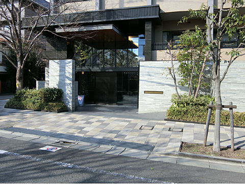 エントランス　共用玄関入口