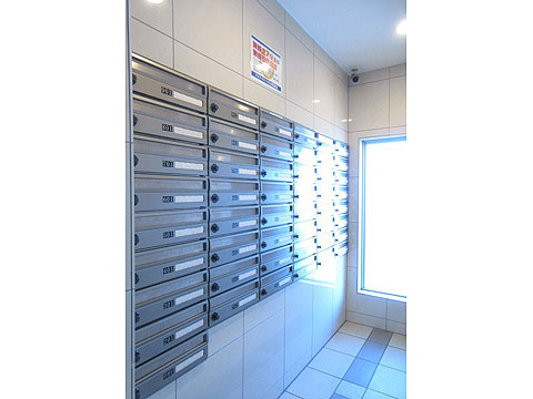 エントランス　メールボックス