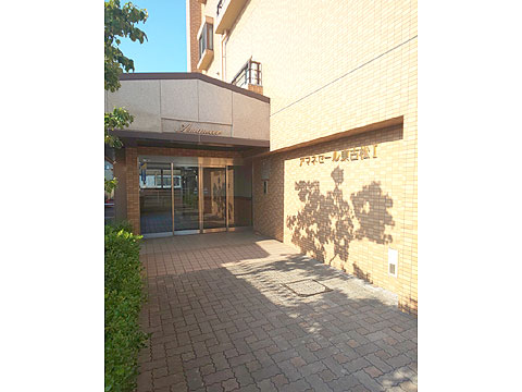 エントランス アマネセール東古松1