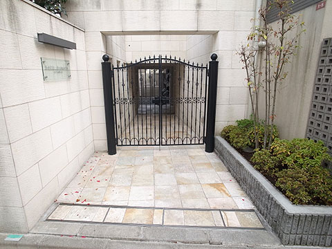 エントランス　エントランス