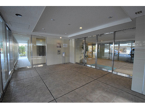 エントランス　風除室