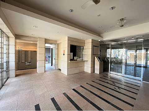 エントランス エントランス