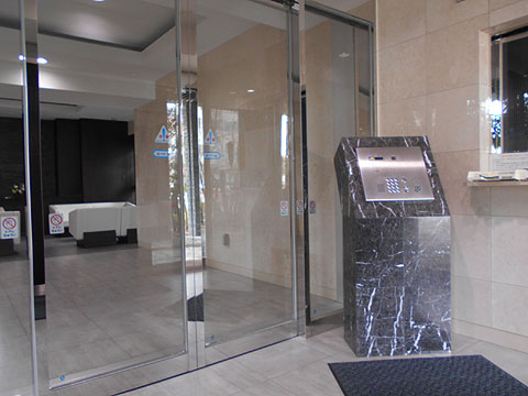 エントランス 風除室