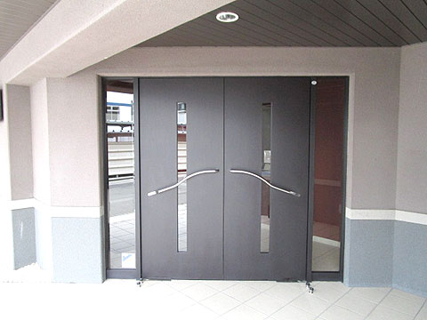 エントランス エントランス