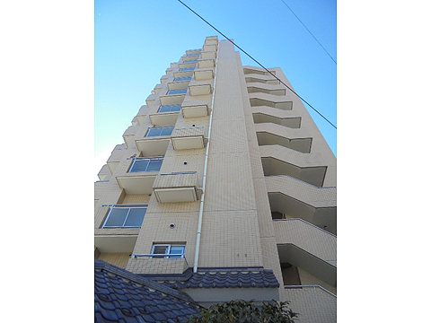 現地外観写真　建物外観写真