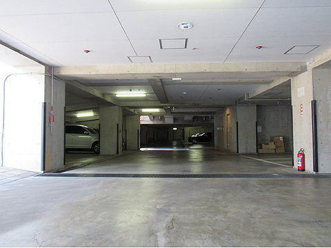 その他共用部 地下平面駐車場