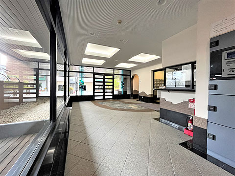 エントランス　エントランス