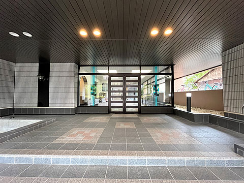 エントランス　エントランス