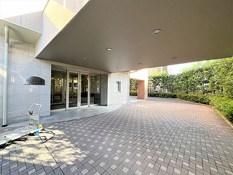 エントランス　エントランス