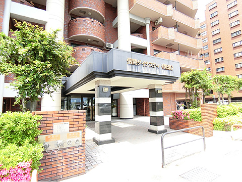 現地外観写真 エントランス入り口