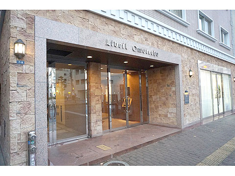 現地外観写真　エントランス