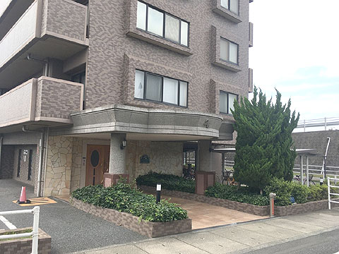 エントランス エントランス