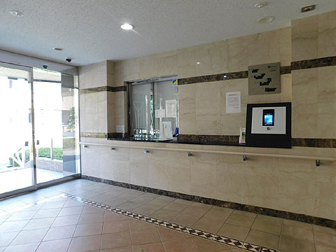 エントランス　エントランス