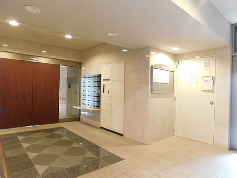 エントランス　エントランスホール