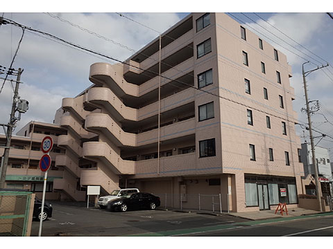 現地外観写真　建物外観