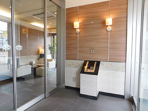 エントランス　エントランス