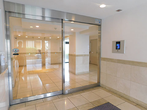 エントランス エントランス