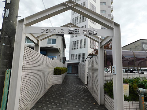 エントランス　エントランスアプローチ