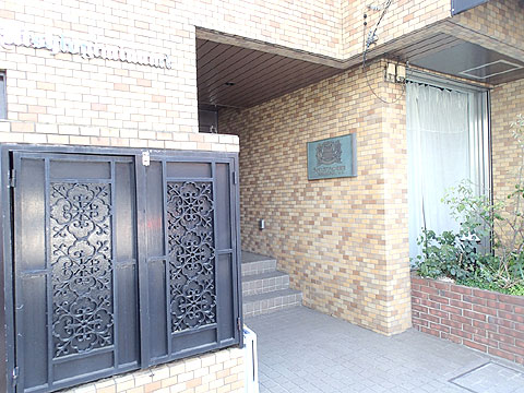 エントランス　P4260053