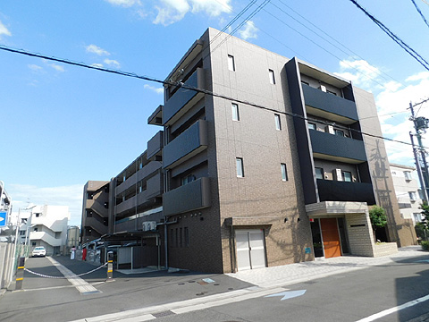 現地外観写真　建物外観