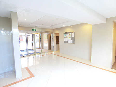 エントランス　エントランス