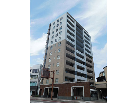 現地外観写真 建物外観