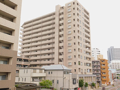 現地外観写真 建物外観