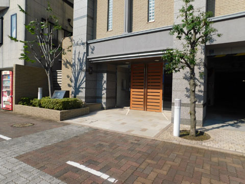 エントランス エントランス