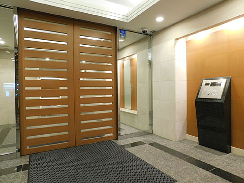 エントランス 風除室