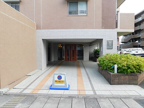 エントランス　エントランス
