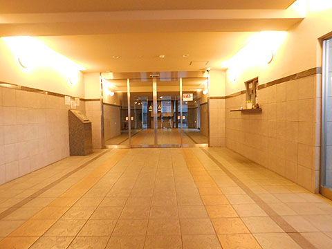 エントランス　風除室