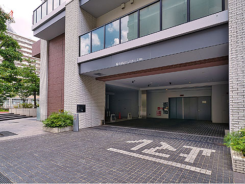 駐車場 タワーパーキング入口