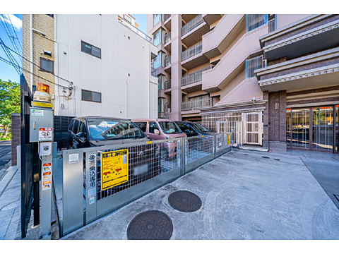 駐車場　211018ha-0121