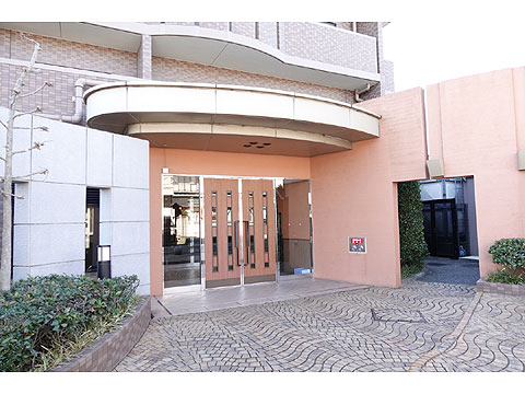 現地外観写真 マンション入口