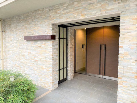 エントランス エントランス