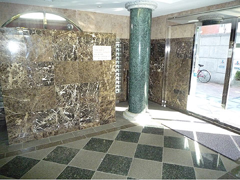 エントランス　P1010963